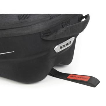 sacoche de réservoir moto Shad E16P 11-15L (semi-rigide) sur Fixation PIN System (X0SE16P) – Image 2