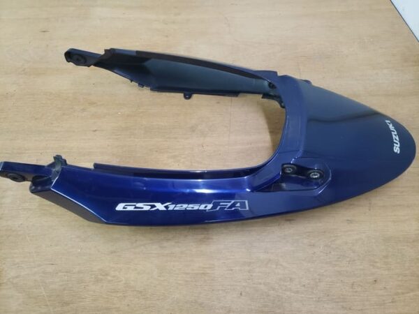Coque arrière complete Suzuki 1250 GSX-F 2011-2012 – Image 2