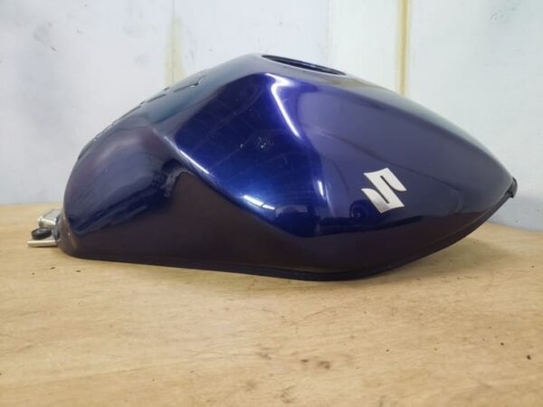 Réservoir Suzuki 1250 GSX-F 2011-2012 – Image 4