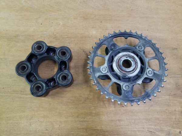Porte couronne KTM 950 Supermoto R 2005 - 2007