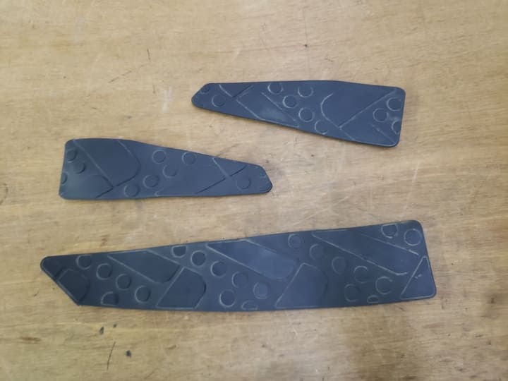 Dessus de marche pied (x3) Kymco 125 Dink Street ABS 2009-2015