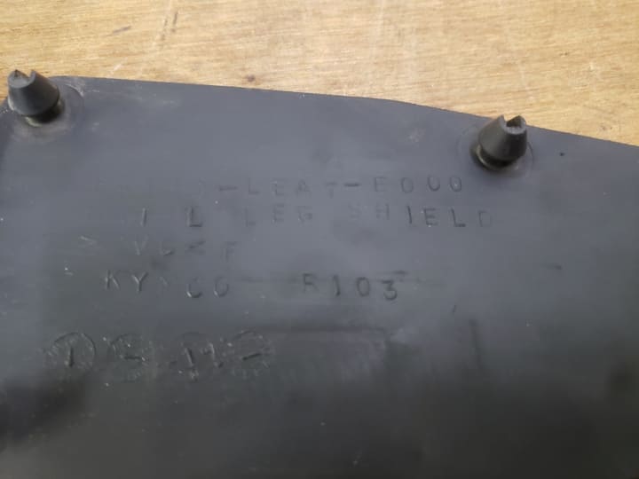 Dessus de marche pied (x3) Kymco 125 Dink Street ABS 2009-2015 – Image 4