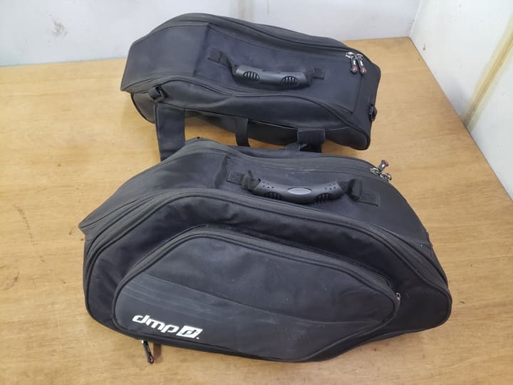 DMP - Sacoches cavalières Twin Noir d'occasion – Image 3