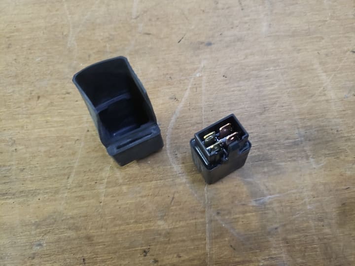 Relais électrique Honda 125 Panthéon 2T 1998-2002