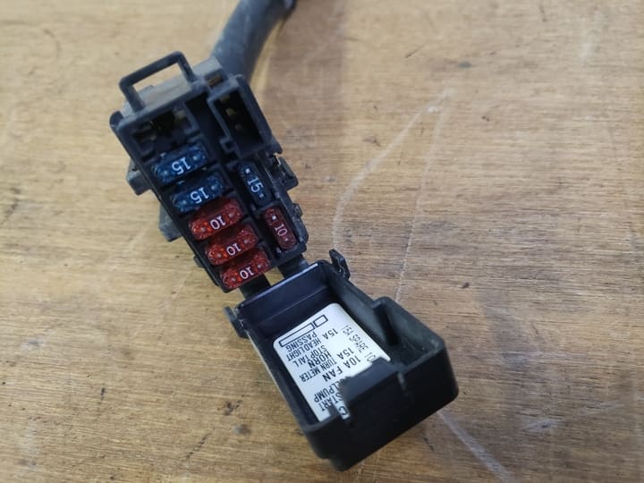 Boitier fusibles Honda 125 Panthéon 2T 1998-2002 – Image 3