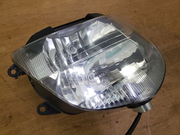 Phare avant Honda 125 Panthéon 2T 1998-2002 – Image 5