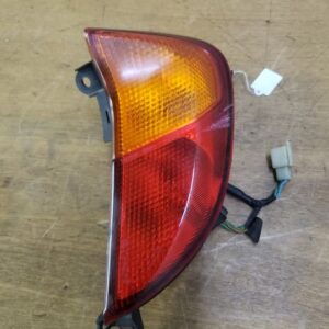 Feu arrière droit Honda 125 Panthéon 2T 1998-2002