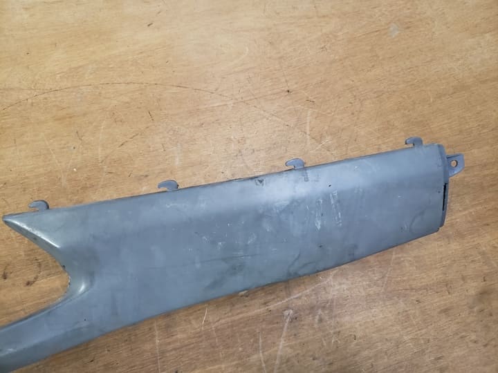 Plastique arrière gauche Honda 125 Panthéon 2T 1998-2002 – Image 2