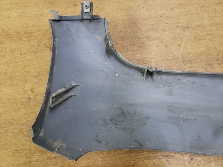 Bas de caisse droit Honda 125 Panthéon 2T 1998-2002 – Image 3