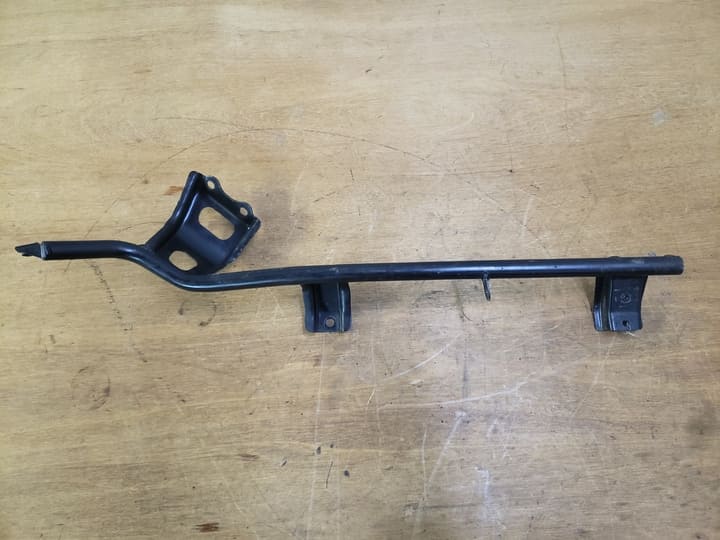 Support de marche pied droit Honda 125 Panthéon 2T 1998-2002