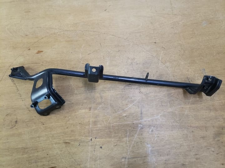 Support de marche pied droit Honda 125 Panthéon 2T 1998-2002 – Image 2