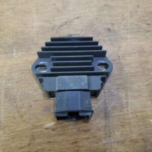 Régulateur Honda 125 Panthéon 2T 1998-2002