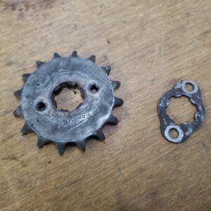 Pignon de sortie de boite de vitesse Kymco 125 Zing phase 1 (1997-2010)