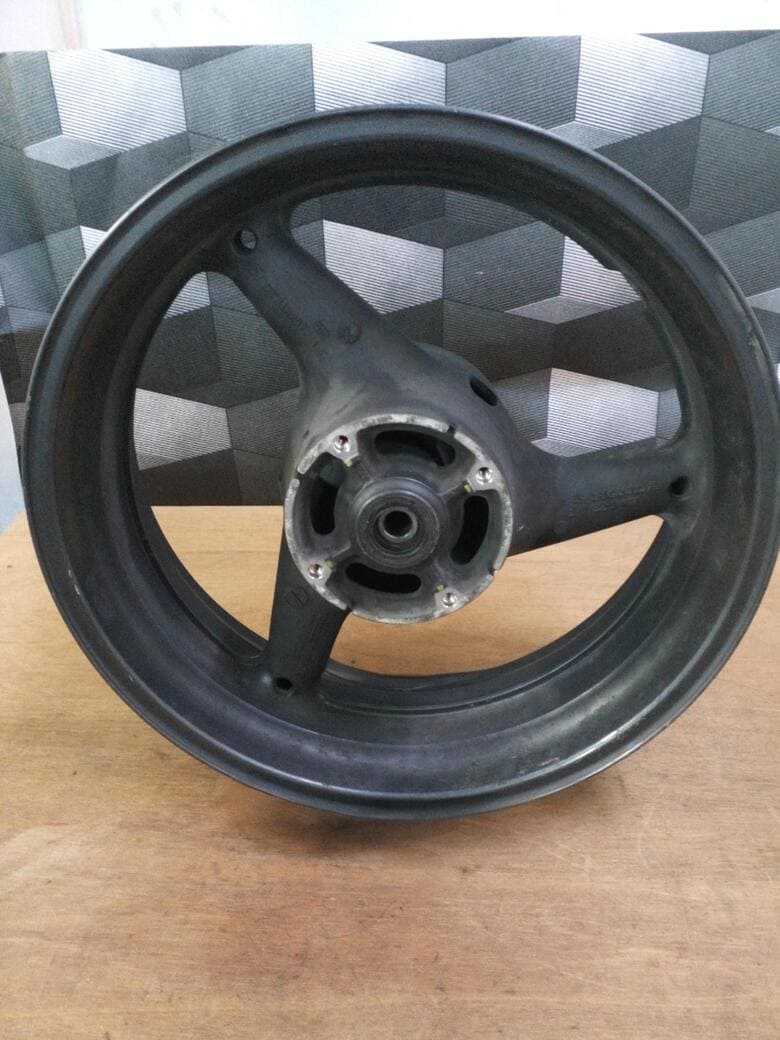 Jante arrière Honda 600 Hornet 1998 - 2002 – Image 3