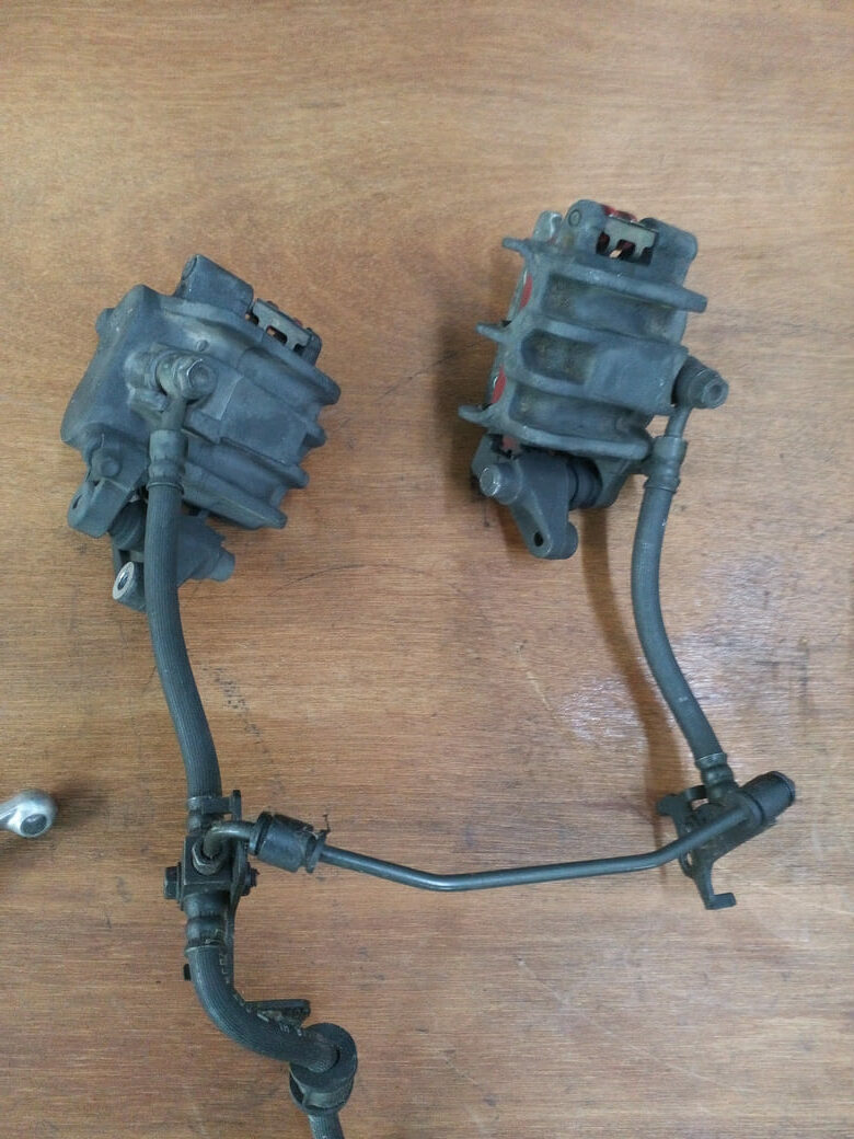 Maitre cylindre et étrier de frein avant Honda 600 Hornet 1998 - 2002 – Image 3